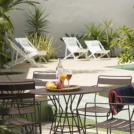 Aspasios Garden Apartment